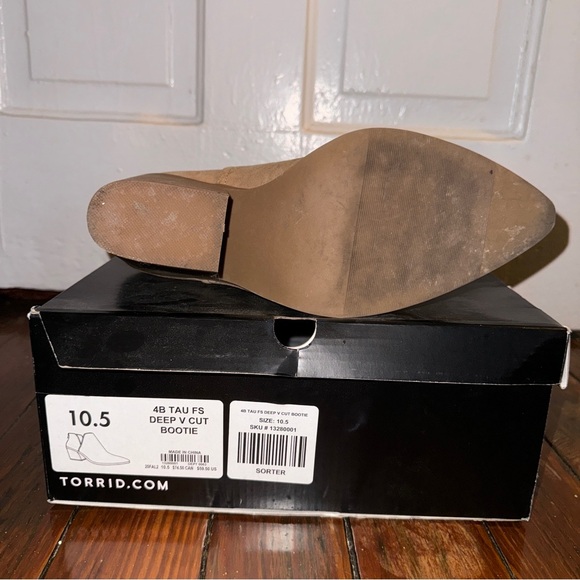 Torrid | Beige Pointed Toe V-Cut Bootie | 10 Extra Wide Width - Picture 8 of 15